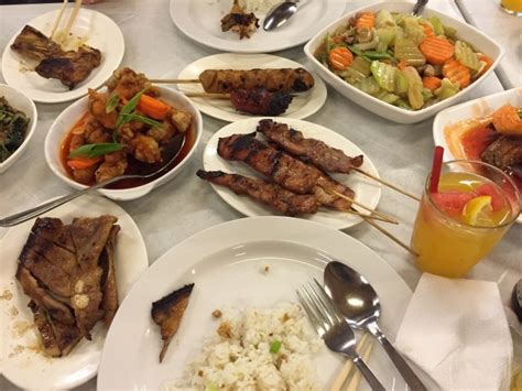 セブ島の食べ物といえばこれ！フィリピンの定番料理と食事事情とは フィリピン大学留学ナビ