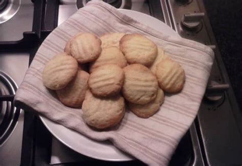 Easy Vanilla Biscuits Real Recipes From Mums