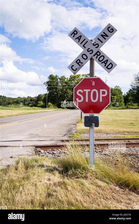 Rail Road Crossing Stop Sign Stock Photo Alamy