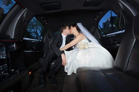 advantages of wedding limo transportation 1st class transportation