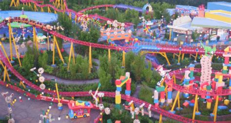 Get An Aerial Look At Walt Disney Worlds Toy Story Land Disney Dining