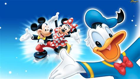 Donald Duck And Mickey With Minnie Mouse Wallpaper Download 5120x2880
