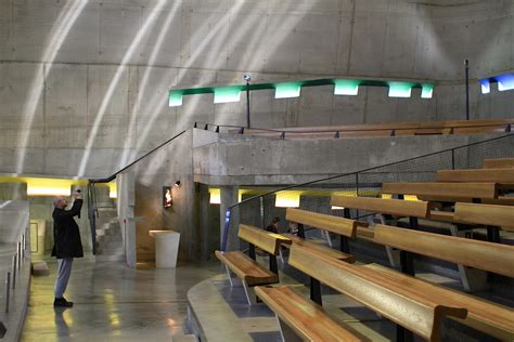 This list of le corbusier buildings categorizes the work of the architect. Le Meister und das Licht - Firminy, Frankreich - THE LINK ...