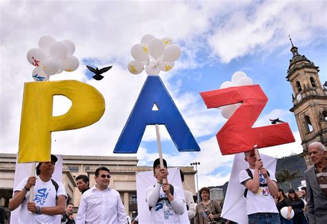 Juan Manuel Santos Seis Lecciones Para Alcanzar La Paz En Un Mundo Polarizado Español
