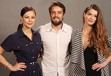 Vídeo mostra características de suas obras. Elenco apresenta Além do Tempo, nova novela das 18h ...