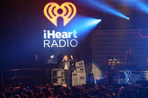 Reports: iHeartRadio heading for bankruptcy as execs get millions in ...