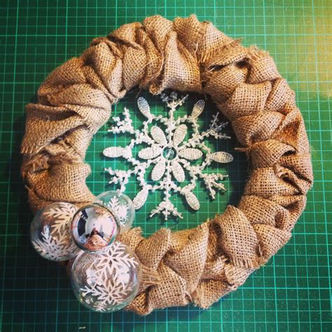 Christmas Wreath Making With Poundland Essentials