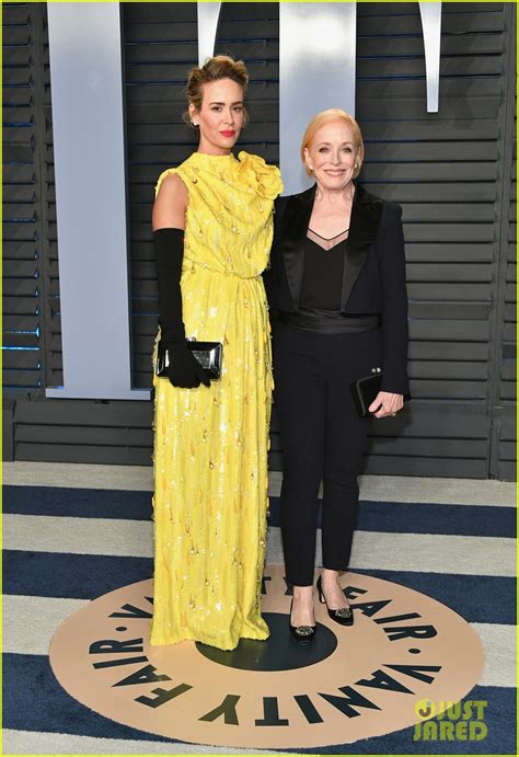 Sarah Paulson And Girlfriend Holland Taylor Arrive At Vanity Fair S Oscars Party Photo 4044821