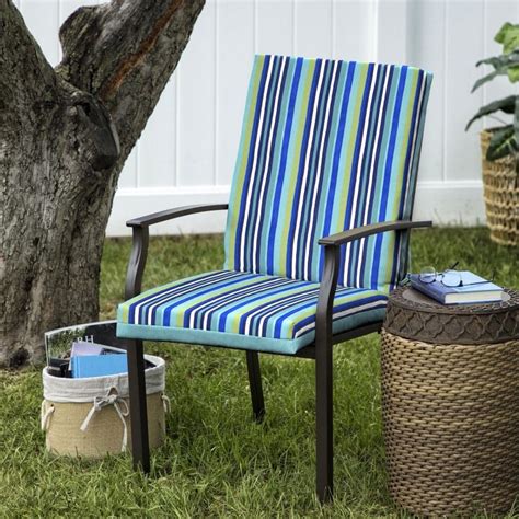 Browse a wide selection of folding patio chairs for your deck or lawn in a variety of styles, materials and finishes. 27 Best Patio Dining Chair Cushions | Garden Outline