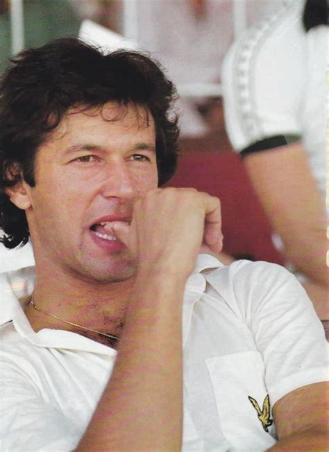 Pakistani Cricket Players Biography Wallapeprs Imran Khan