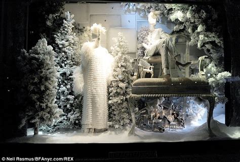 Bergdorf Goodman Unveils Holiday Windows With Show Stopping Performance