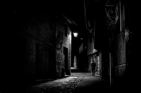 Dark Alley Light In The Dark Night Street Photo
