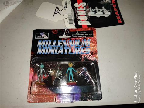 26 Two Piece Mint In A Box Millennium Alien Miniatures Movin On