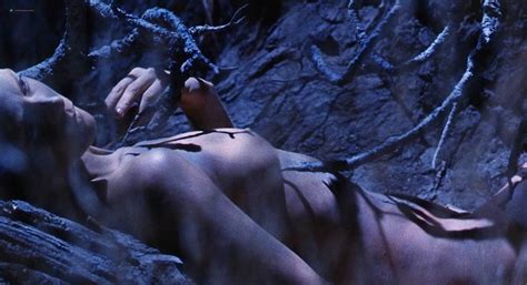 Nude Video Celebs Carey Lowell Nude Jenny Seagrove Nude The Guardian 1990