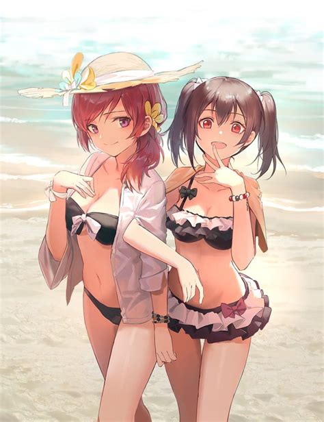 maki and nico at the beach lovelive
