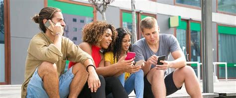 Generación X Vs Millennials Diferencias De Uso De Internet