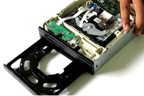 How To Salvage A Dvd Drive For Free Parts 7 Steps With Pictures