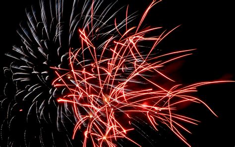 Download Wallpaper 3840x2400 Fireworks Sparks Glow Red White 4k
