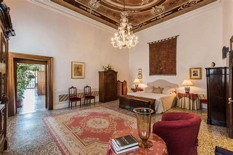 Luxury Vacation Rentals Italy Brunelleschi Apartment Truly Venice