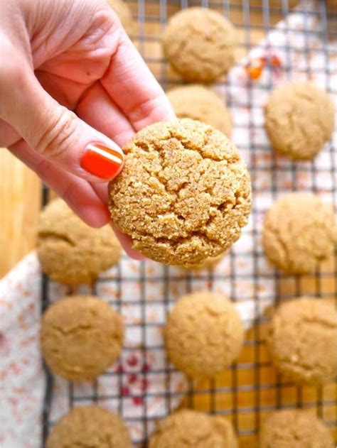 With just 4 ingredients and a small amount of water, it takes simply minutes to prepare, as well as you still reach delight in the comforting preference of a homemade sauce. Christmas Cookies Without Nuts Or Coconut - Rum Balls or ...