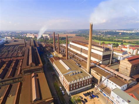 Vista Aérea A La Zona Industrial — Fotos De Stock © Vladvitek 95899612