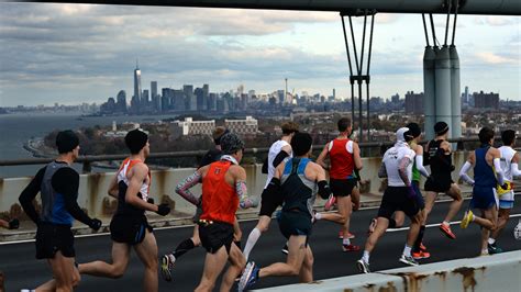 Runners Spectators And Businesses Prepare For 2019 New York City
