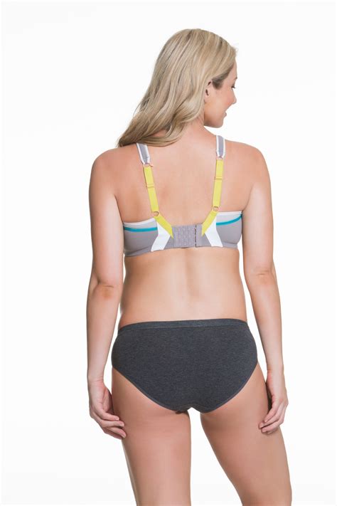 But for one tester who wears a 34b maternity bra, the when the running giant releases a maternity line, you'd think it would have runners in mind. Zest Maternity & Nursing Sports Bra | Cake Maternity
