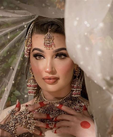 desi bridal makeup pakistani bridal makeup pakistani wedding outfits bridal makeup looks