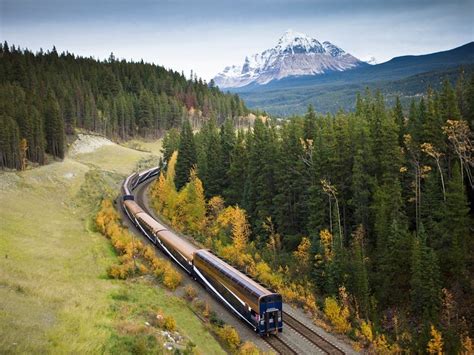 Rocky Mountaineer Train Pictures A Trip Through Canada S Scenic Routes