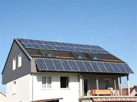 Viel häufiger als die bausubstanz wird jedoch die elektronik im haus in mitleidenschaft gezogen. Äußerer Blitzschutz - Paul Hofmann GembH