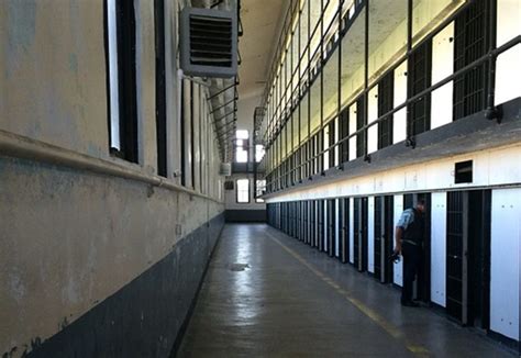 Un Preso Sale De La Cárcel Por Un Error Y Viola A 11 Mujeres Y Niños En 15 Días