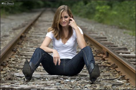 Hintergrundbilder Eisenbahn Frau Usa Sexy Natur Mädchen Bristol