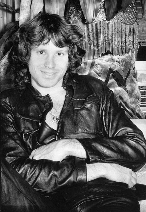 A Rare Picture Of Jim Morrison Smiling Circa 1967 Oldschoolcool