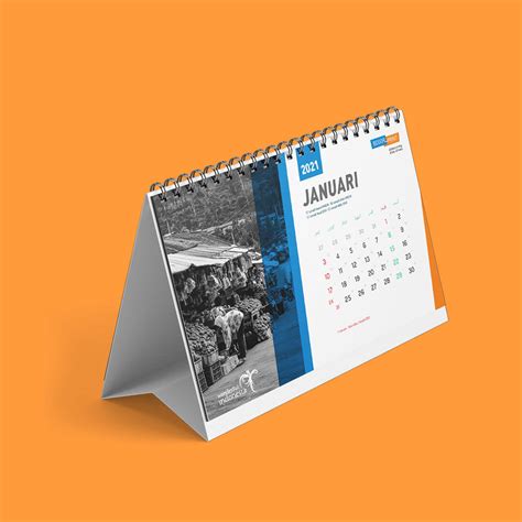 Template Kalender Dinding 2024 Desain Kalender Meja 2024 Minggu Mulai