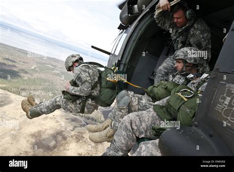 Joint Base Elmendorf Richardson Alaska Soldiers Attending The Mobile