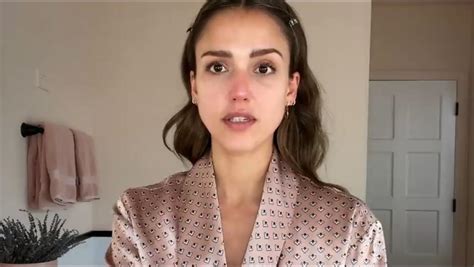 Jessica Alba Without Makeup Is Still Insanely Beautiful Scrolller