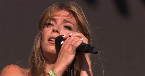 becky hill suffers wardrobe malfunction and forced to call for help live at glastonbury