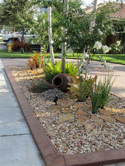 Awesome 30 Incredible Low Water Landscaping Ideas For Your Garden