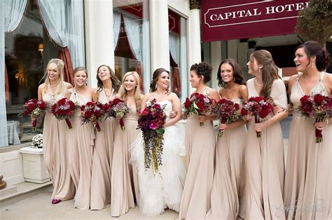 Get the best deals on beige wedding dresses and save up to 70% off at poshmark now! Pin by Caroline Atkinson on Looks Festas | Champagne ...