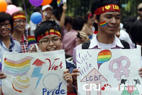 越南举行史上首次同性恋游行高清组图 搜狐滚动
