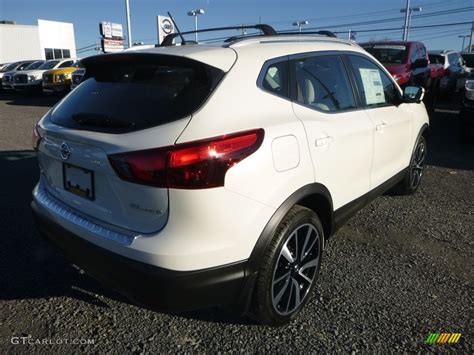 2017 Pearl White Nissan Rogue Sport Sl Awd 124094665 Photo 4