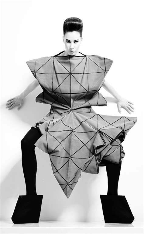 Lisa Shahno The Iteration Ii Fashion Innovative Fashion Geometric