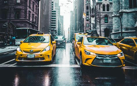 Download Wallpapers 4k New York Street Yellow Taxi Winter