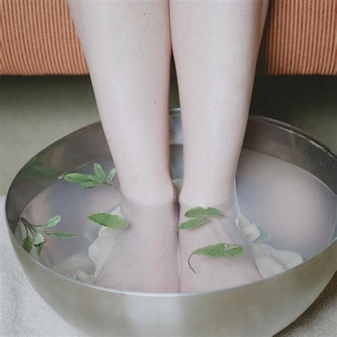 Easy To Make Homemade Foot Soak Recipes