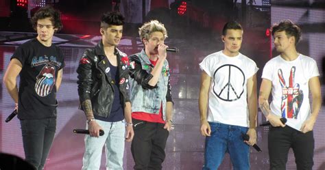Truly madly deeply live (2013)one direction. File:One Direction 2013.jpg - Wikimedia Commons