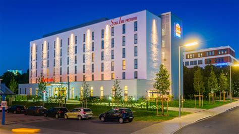 Due to their central location and ideal connection to airports, train stations, city centers, sights. Star Inn Hotel Premium München Domagkstrasse by Quality ...