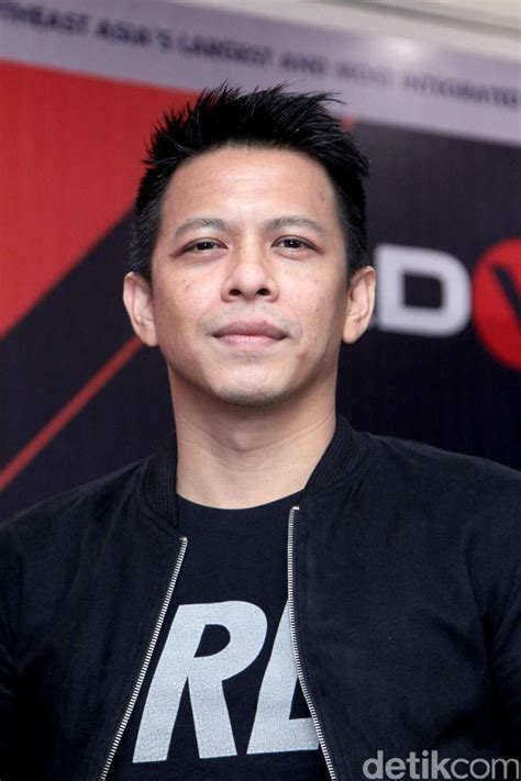 Check spelling or type a new query. 96 Gambar Model Rambut Ariel Noah | Fashion Model Rambut