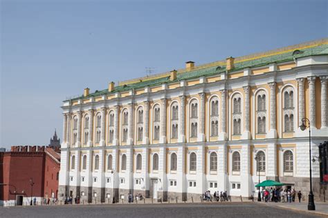 A Guide To Visiting The Kremlin Moscow World Of Wanderlust