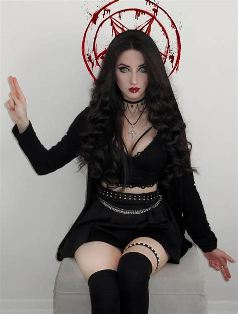 Pin By Ash Dez On Beautiful Gothic Goth Beauty Goth Girls Gothic Girls
