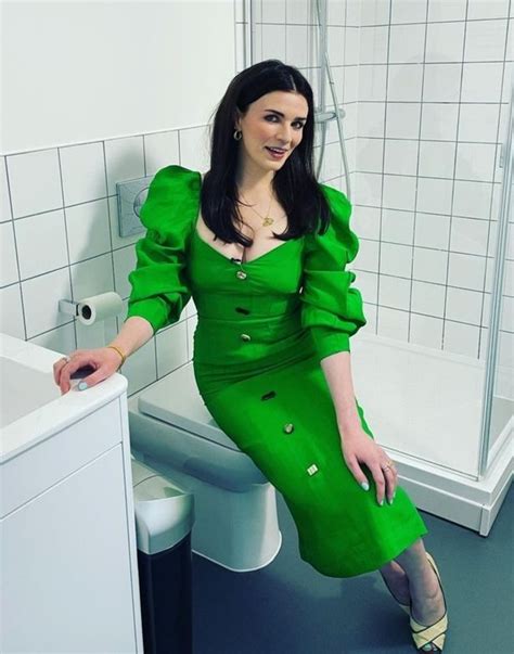 Aisling Bea Makes Admission About Green Dress She Wore On Have I Got